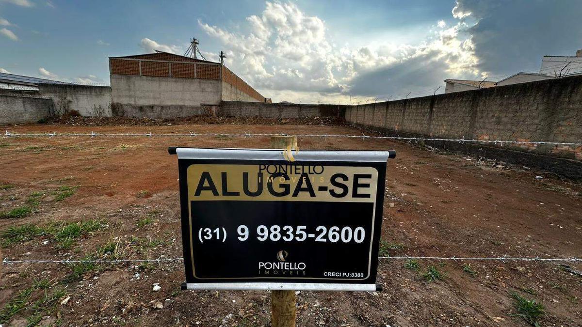 Lote, Vale das Palmeiras, 0 Quarto, 0 Vaga