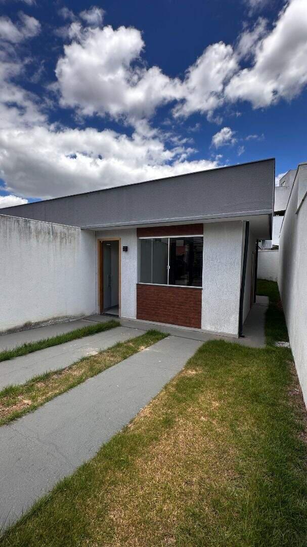 Casa, Novo Centro, 3 Quartos, 2 Vagas, 1 Suíte