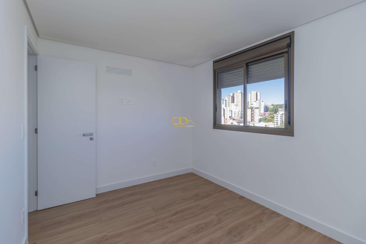 Cobertura, Cidade Nova, 3 Quartos, 2 Vagas, 1 Suíte