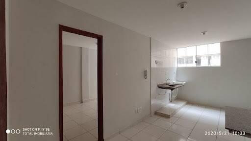 Quitinete, Centro, 1 Quarto, 0 Vaga
