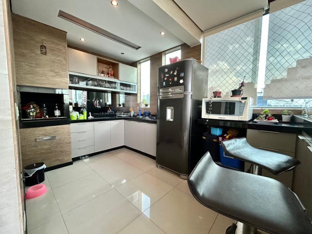 Cobertura, Castelo, 4 Quartos, 2 Vagas, 1 Suíte