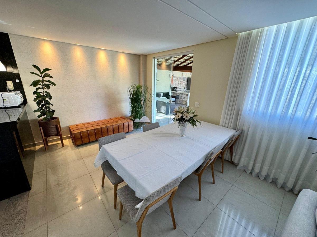 Casa, Garças, 3 Quartos, 4 Vagas, 2 Suítes
