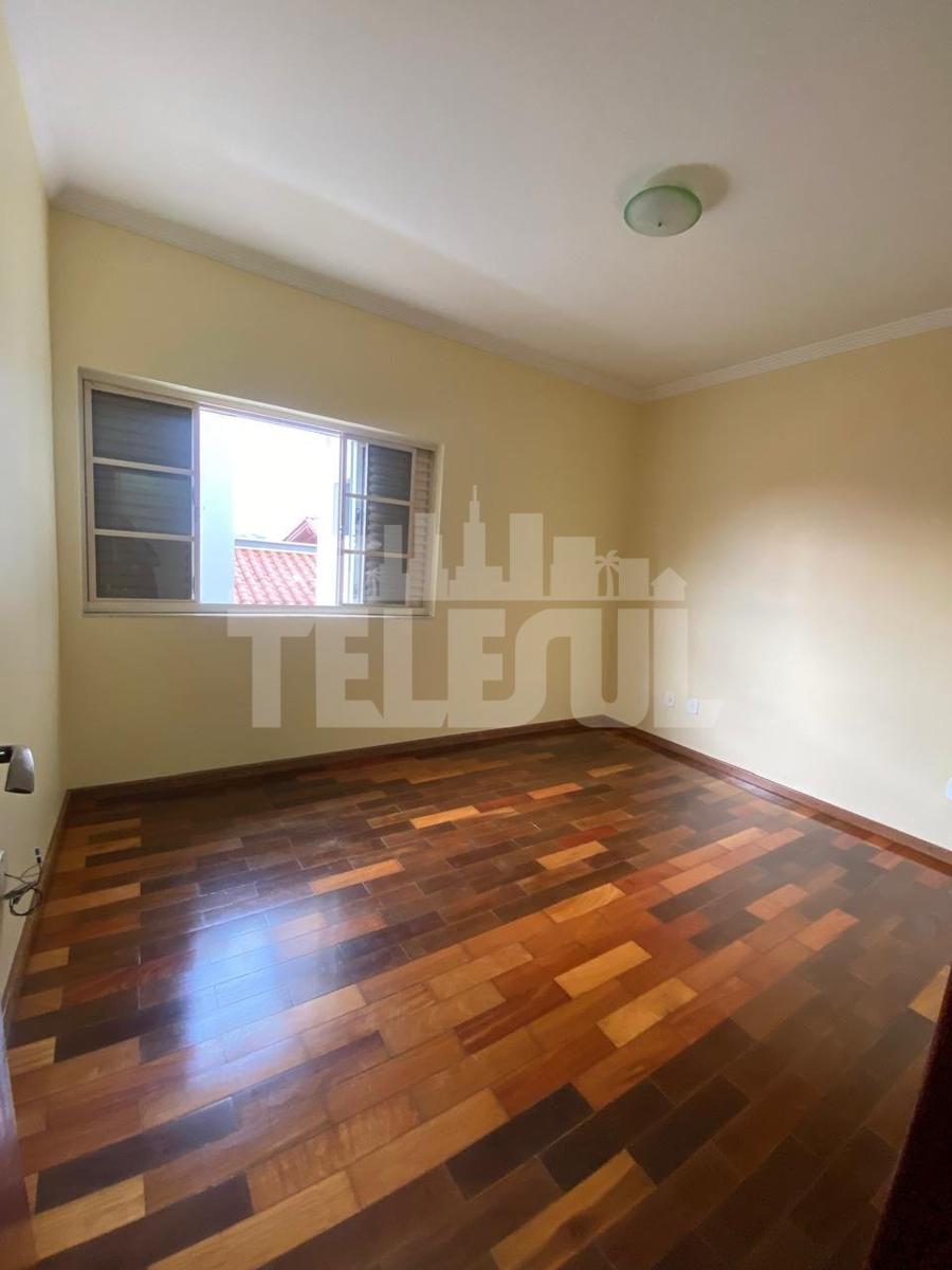 Casa, Vila Verde, 3 Quartos, 8 Vagas, 1 Suíte