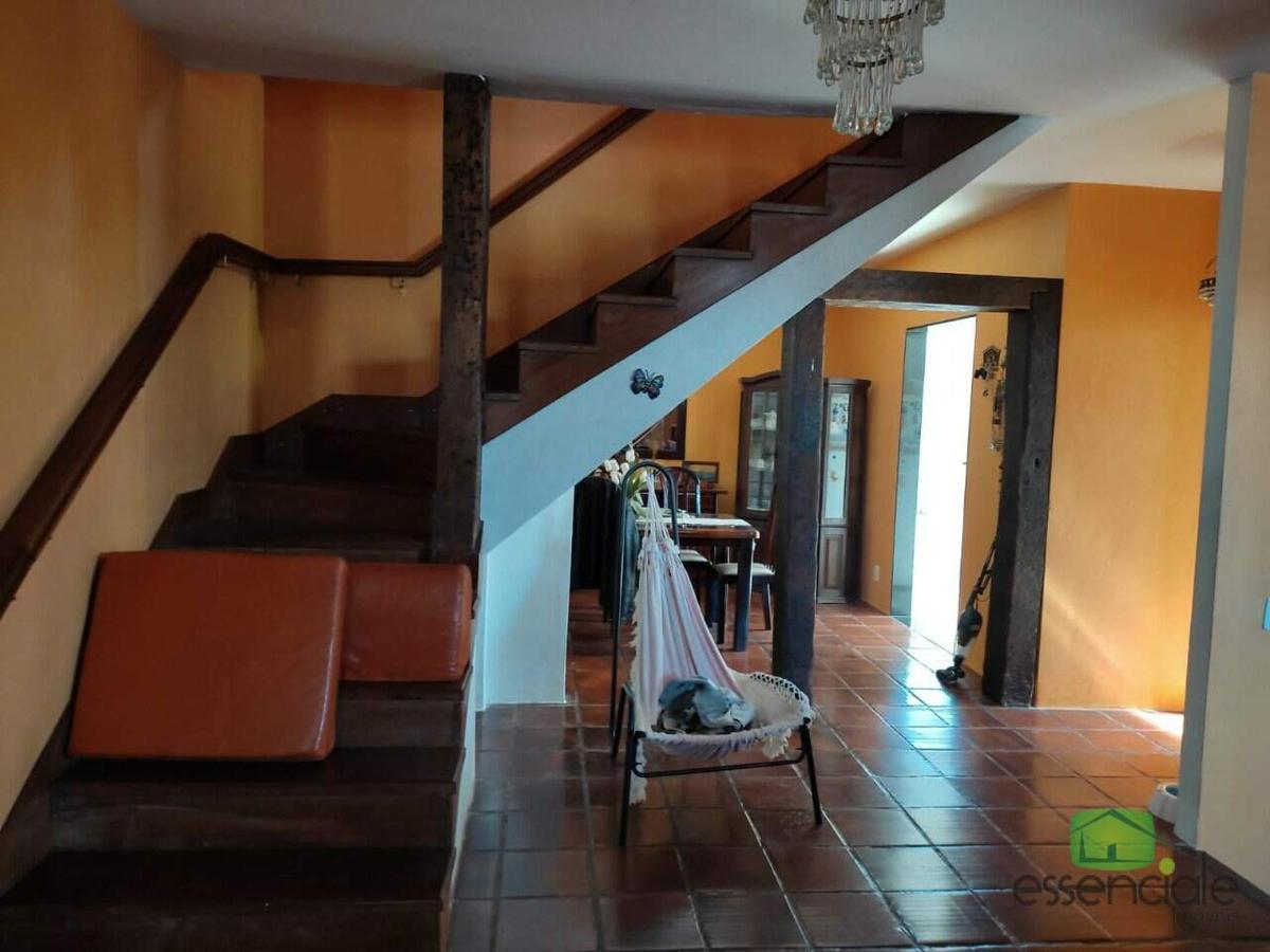 Casa, Arvoredo, 4 Quartos, 5 Vagas, 1 Suíte