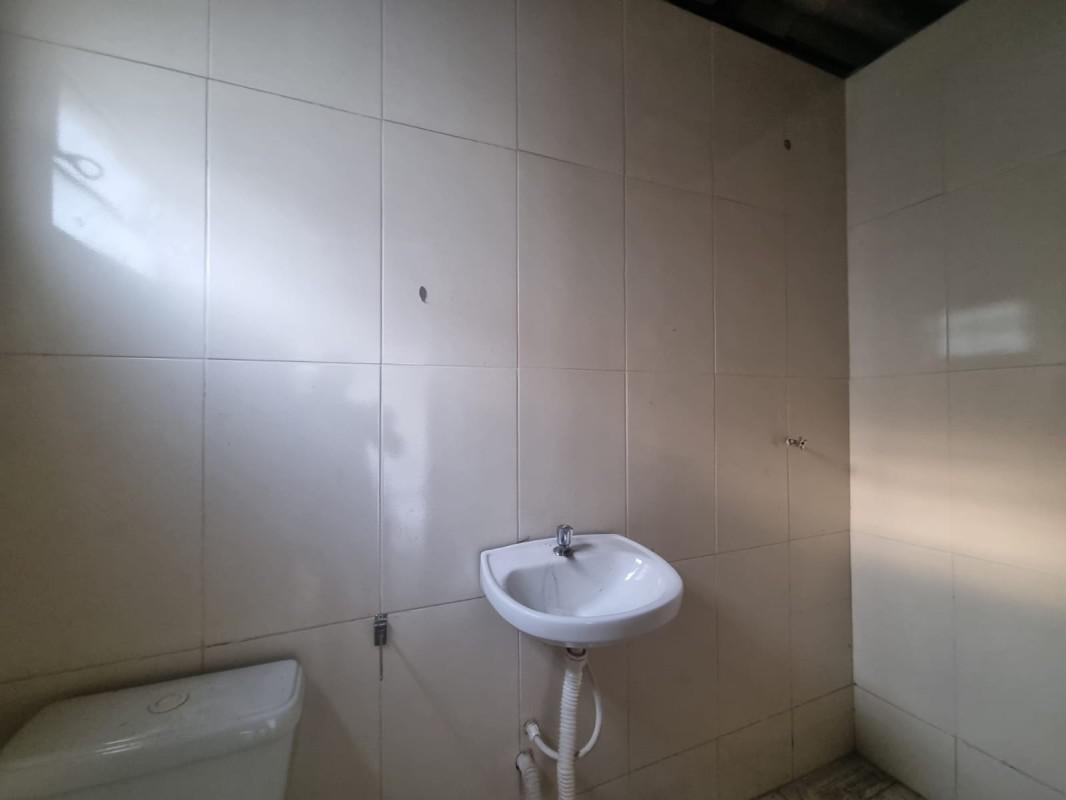 Casa, Santa Cruz Industrial, 4 Quartos, 10 Vagas, 1 Suíte