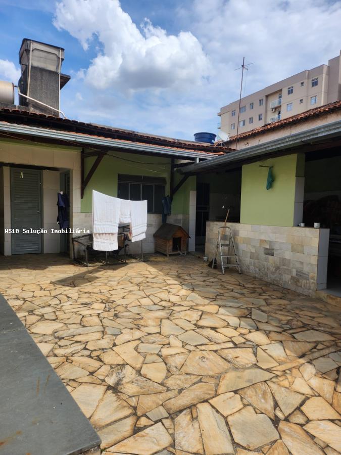Casa, Três Barras, 5 Quartos, 3 Vagas, 2 Suítes