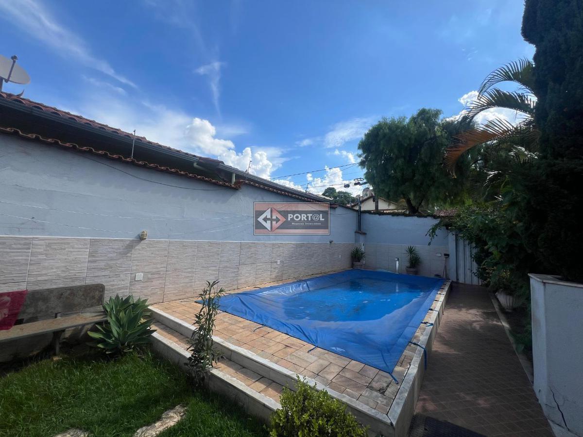Casa, Planalto, 4 Quartos, 3 Vagas, 1 Suíte