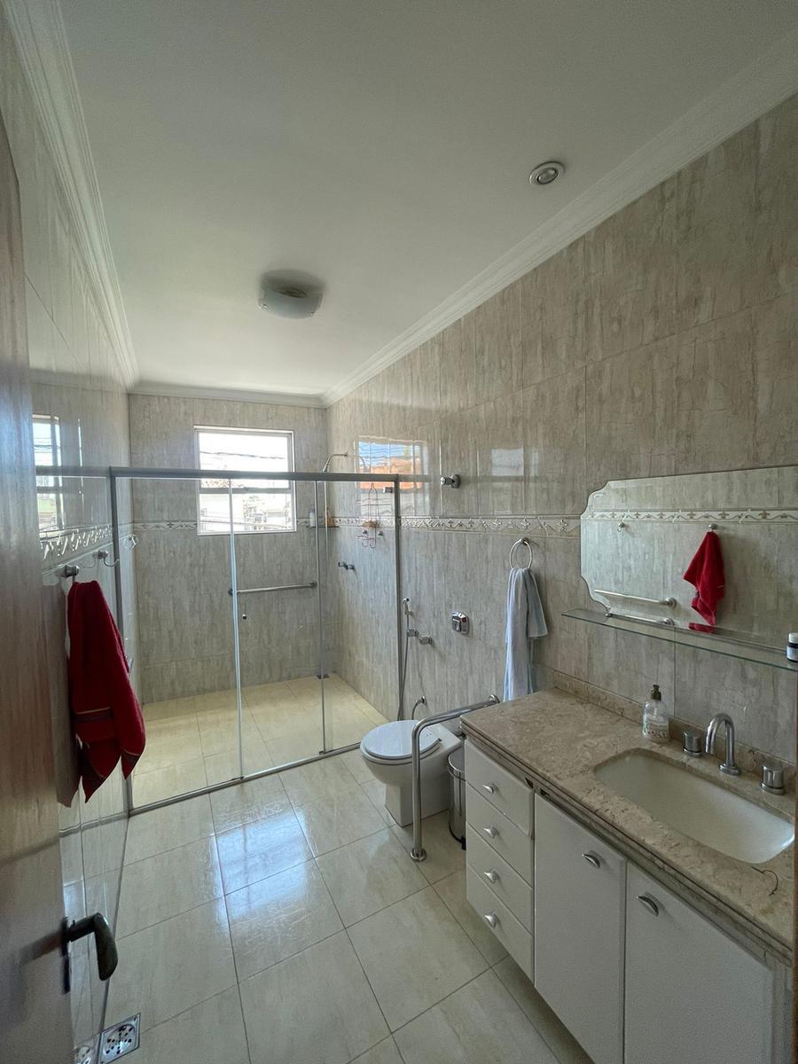 Apartamento, Nacional, 6 Quartos, 4 Vagas, 4 Suítes