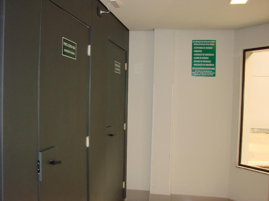 Sala, Barro Preto