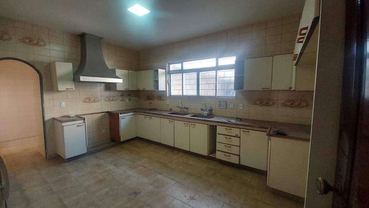 Casa, Santa Cruz, 4 Quartos, 4 Vagas, 2 Suítes