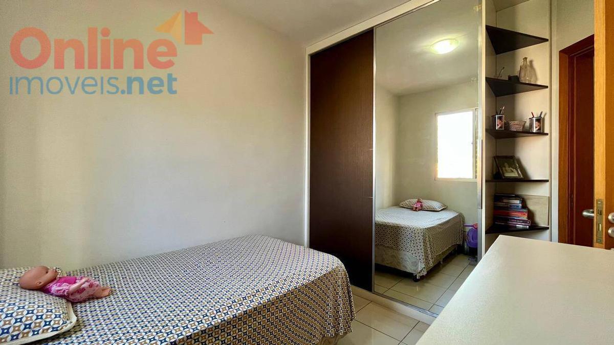 Apartamento, Sagrada Família, 3 Quartos, 0 Vaga, 1 Suíte