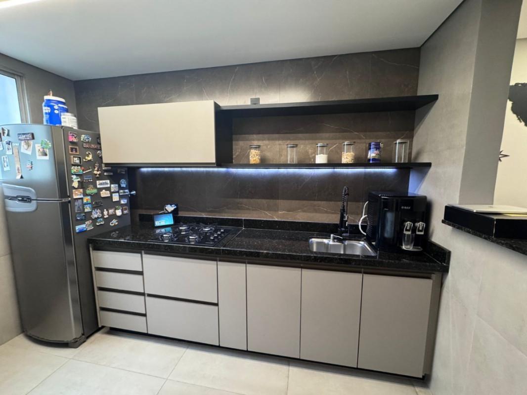 Apartamento, Castelo, 3 Quartos, 2 Vagas, 1 Suíte