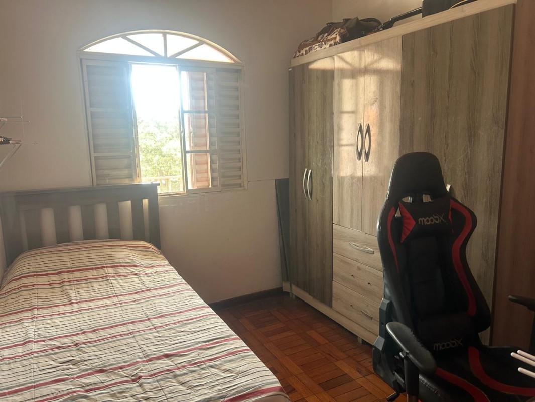Casa, Teixeira Dias, 5 Quartos, 2 Vagas