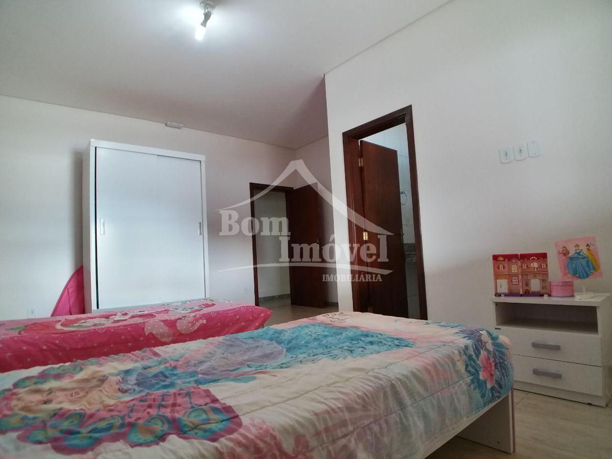 Fazenda, Zona Rural, 4 Quartos, 2 Vagas, 4 Suítes