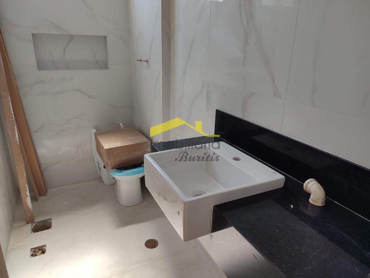 Área Privativa, Palmeiras, 3 Quartos, 2 Vagas, 1 Suíte