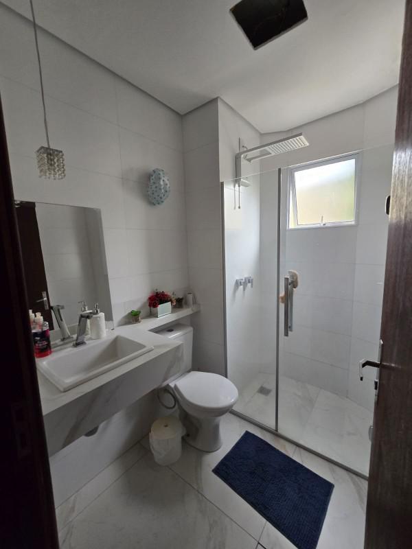 Casa, Novo Glória, 3 Quartos, 3 Vagas, 1 Suíte