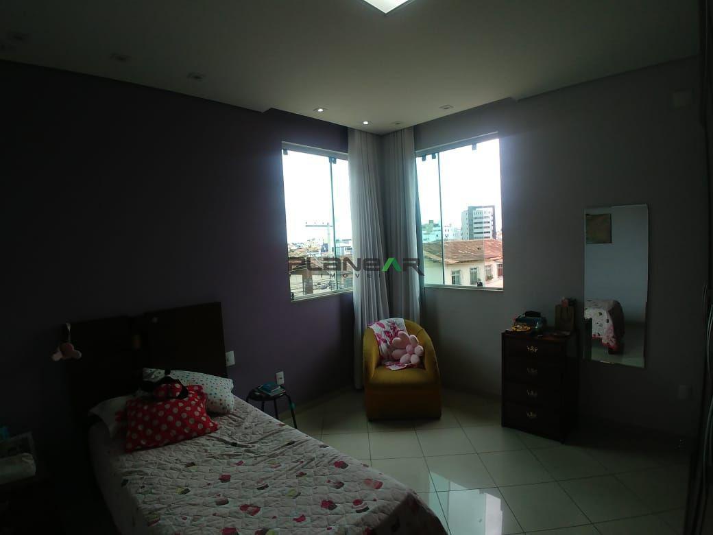 Casa, Glória, 4 Quartos, 4 Vagas, 1 Suíte