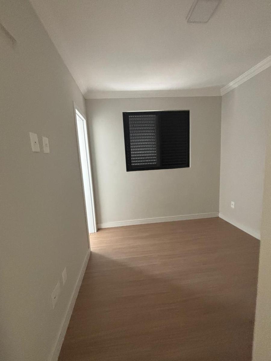 Apartamento, Sagrada Família, 2 Quartos, 2 Vagas