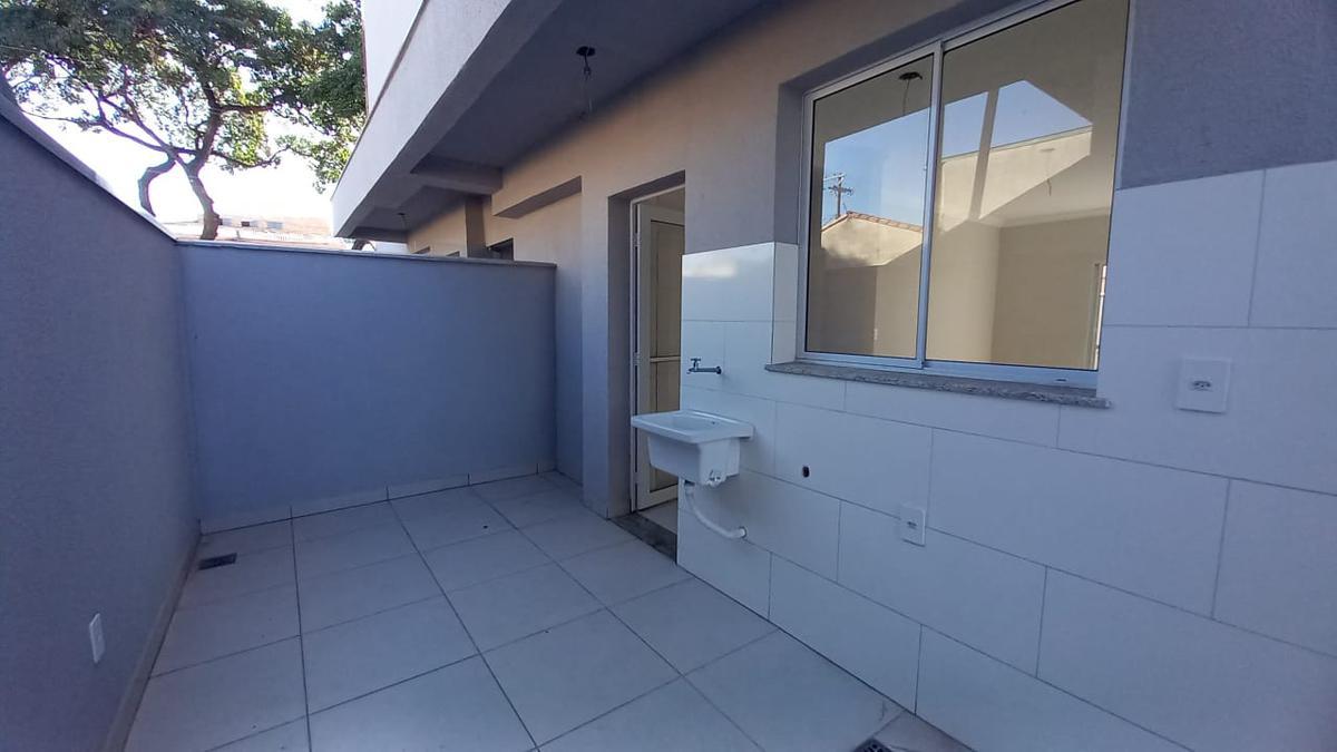 Apartamento, Santa Mônica, 2 Quartos, 1 Vaga