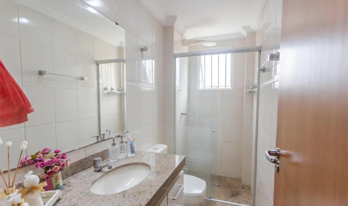 Apartamento, Sagrada Família, 3 Quartos, 2 Vagas, 1 Suíte
