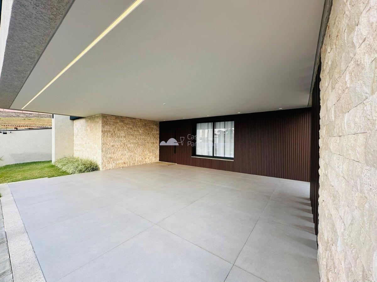 Casa, Alphaville Minas Gerais, 3 Quartos, 5 Vagas, 3 Suítes