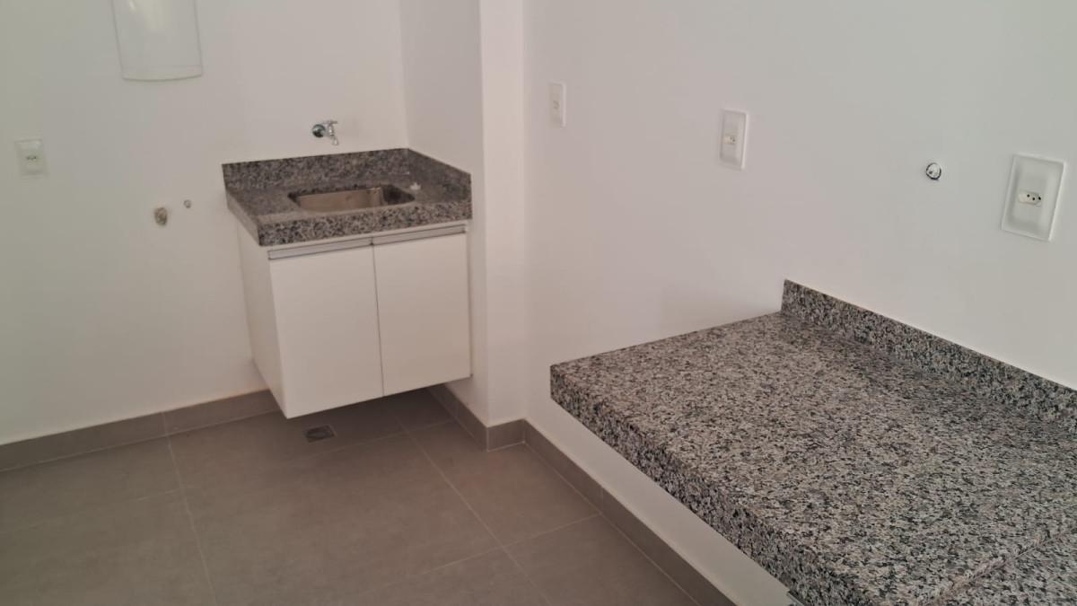 Cobertura, Sagrada Família, 2 Quartos, 3 Vagas, 1 Suíte