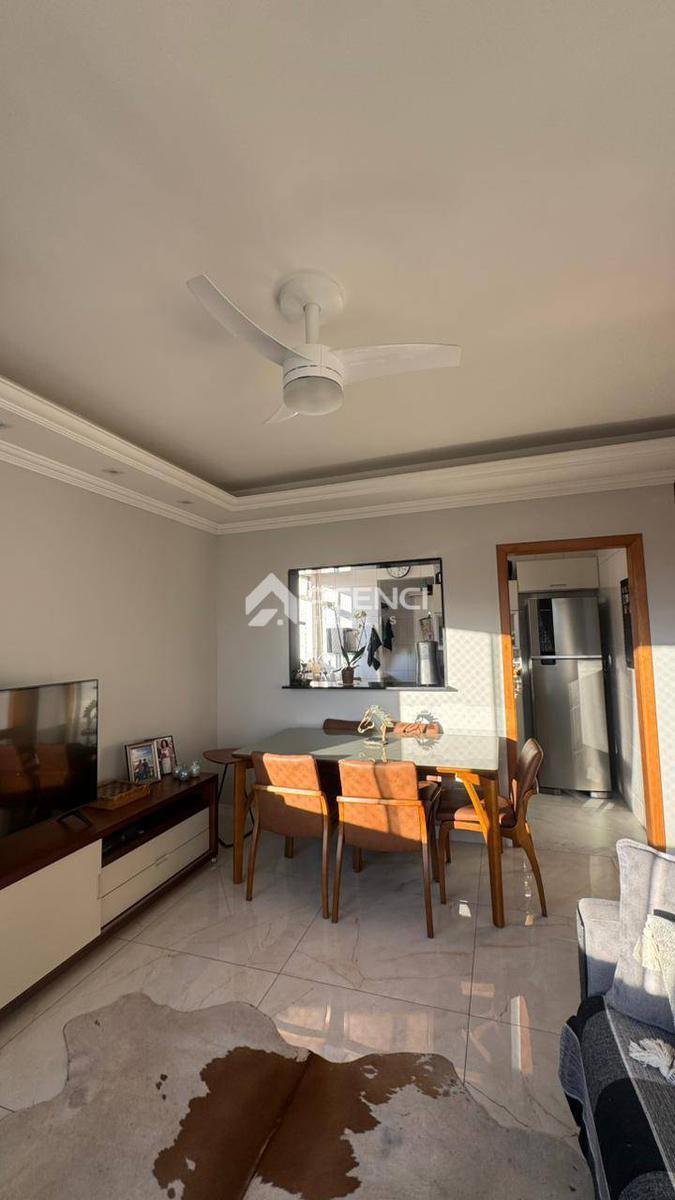 Apartamento, Castelo, 2 Quartos, 0 Vaga, 1 Suíte