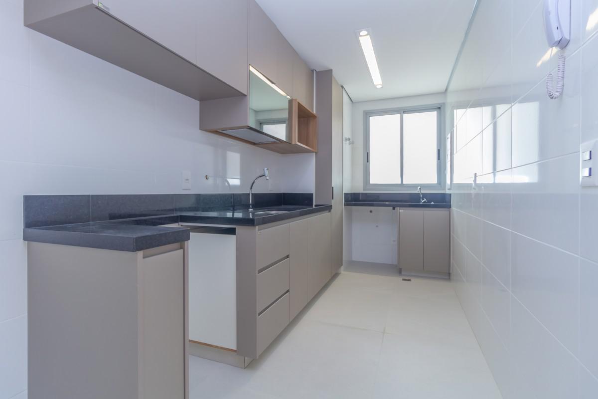 Apartamento, Sagrada Família, 3 Quartos, 2 Vagas, 1 Suíte