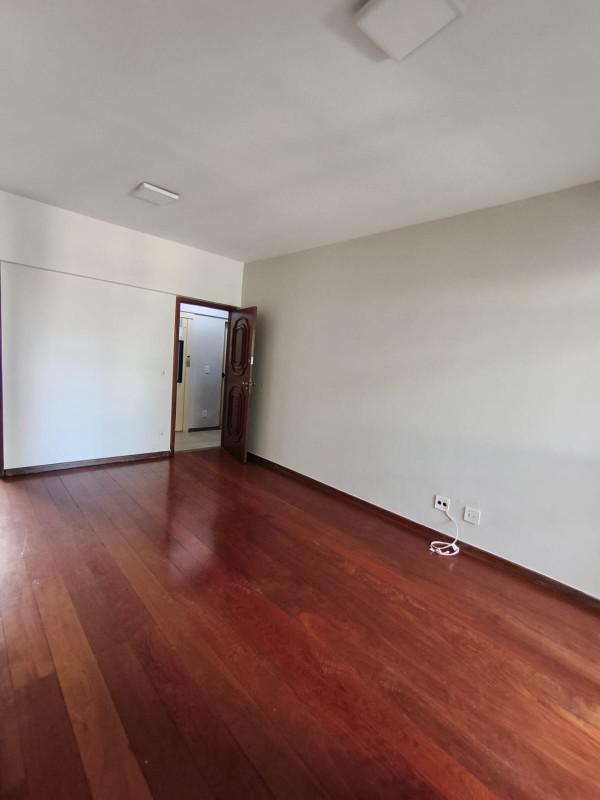 Apartamento, Coração de Jesus, 2 Quartos, 2 Vagas, 1 Suíte