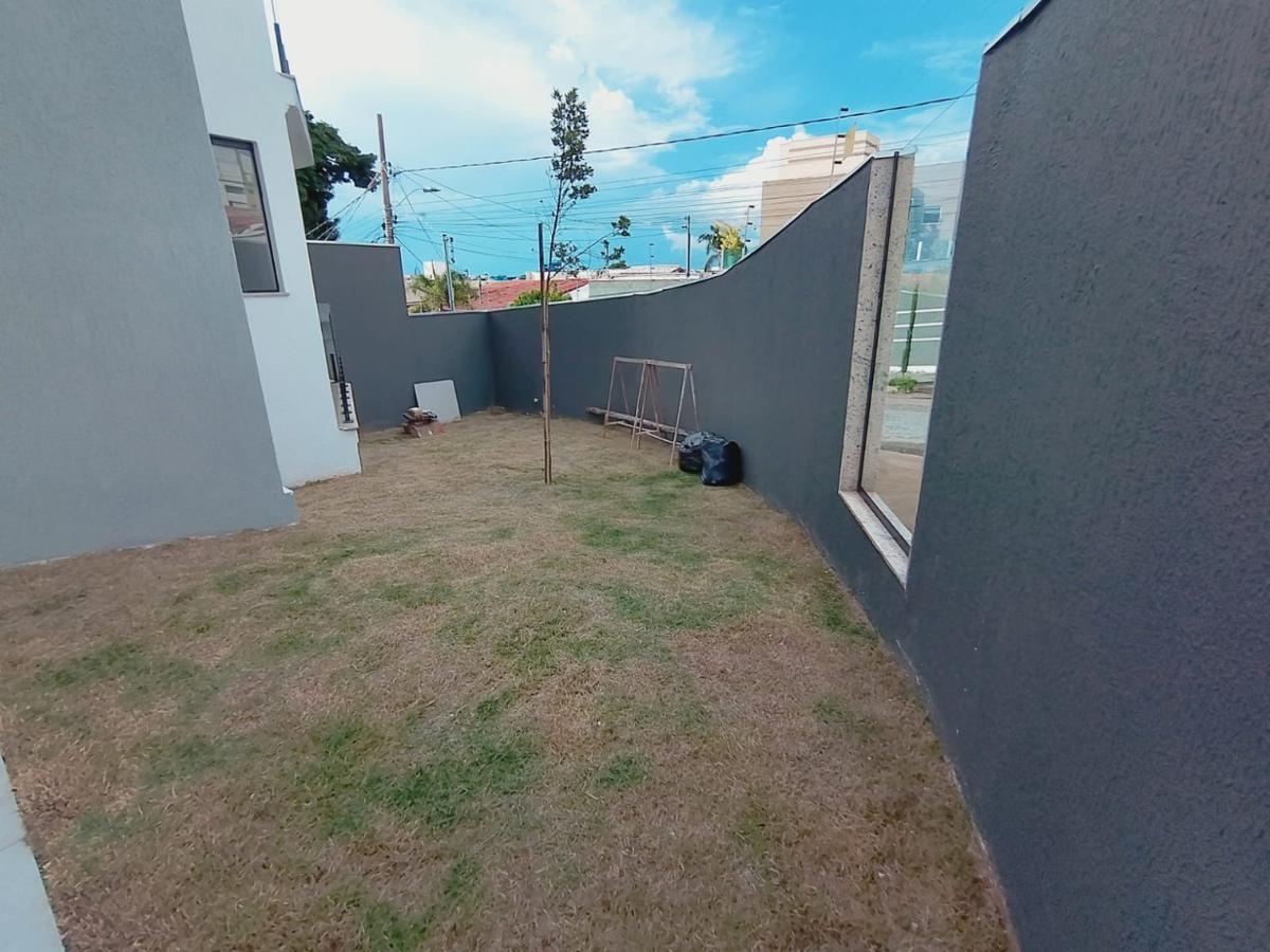 Casa, Santa Amélia, 3 Quartos, 2 Vagas, 1 Suíte