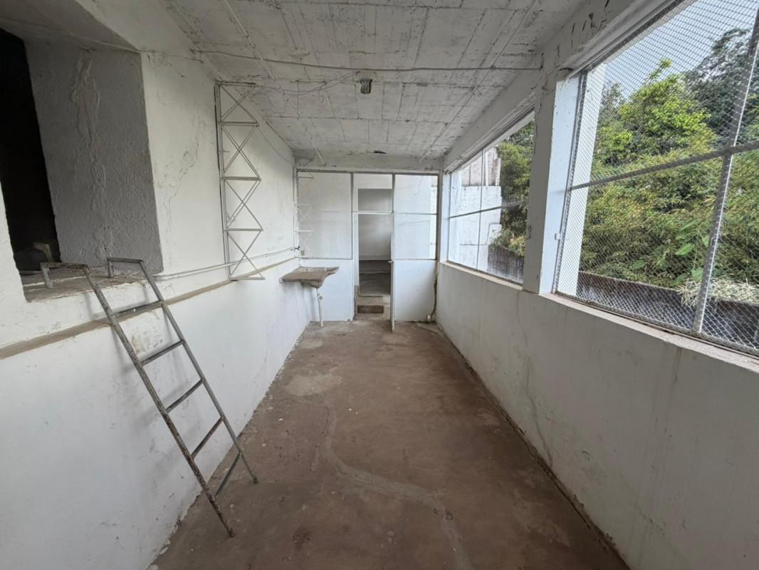 Casa, Graça, 4 Quartos, 2 Vagas, 1 Suíte