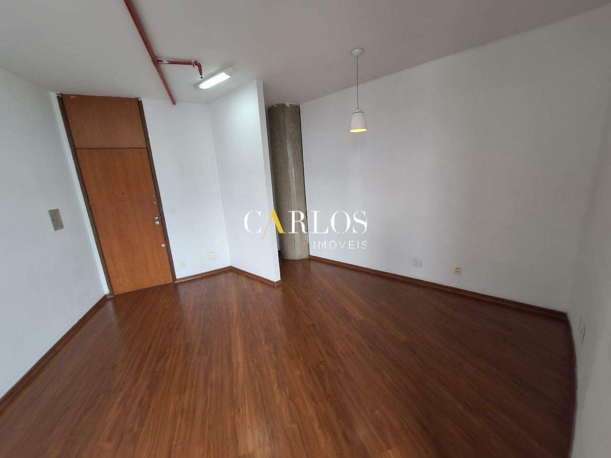 Sala, Santa Efigênia