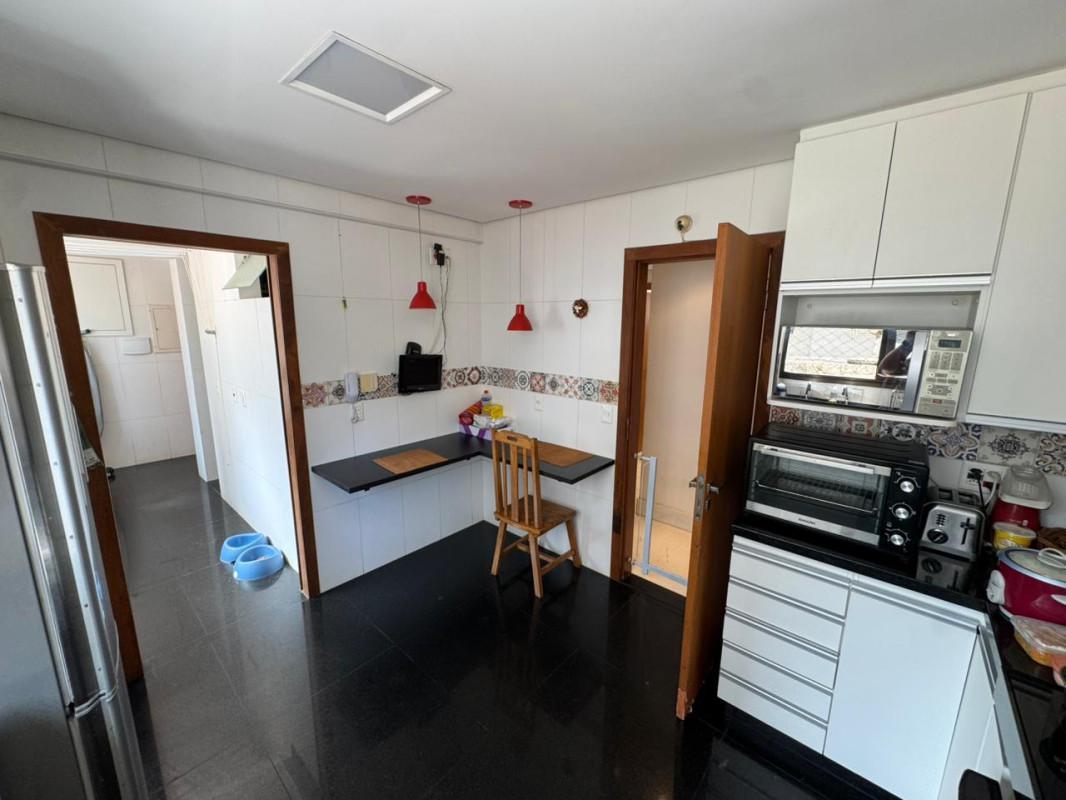 Apartamento, Sion, 4 Quartos, 3 Vagas, 3 Suítes