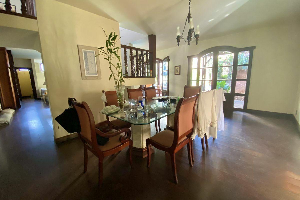 Casa, São Luiz (pampulha), 5 Quartos, 6 Vagas, 1 Suíte