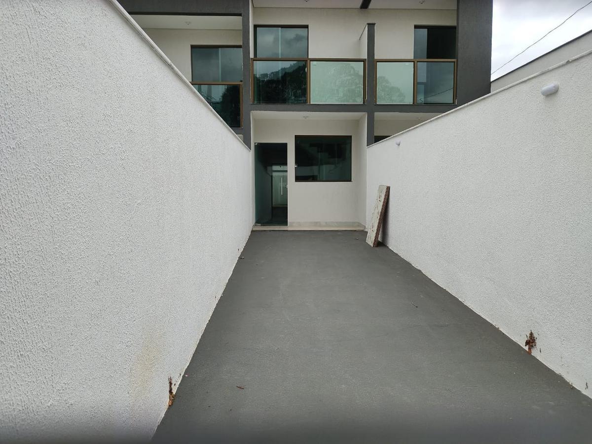 Casa, Candelária, 3 Quartos, 2 Vagas, 1 Suíte