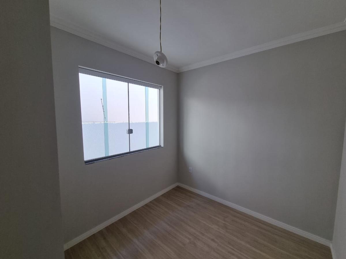 Casa, Planalto, 2 Quartos, 1 Vaga, 1 Suíte