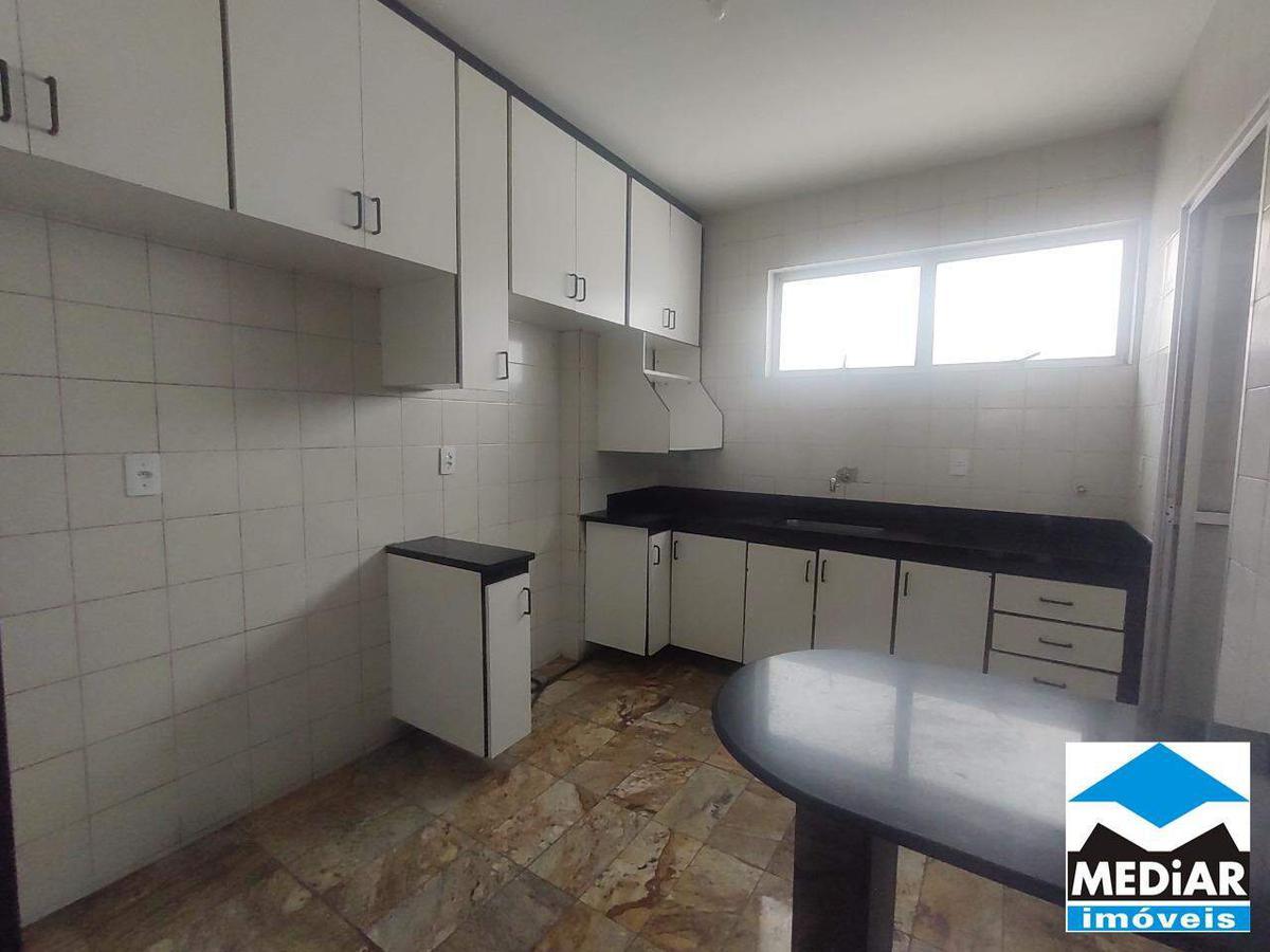 Apartamento, Floresta, 4 Quartos, 2 Vagas, 1 Suíte