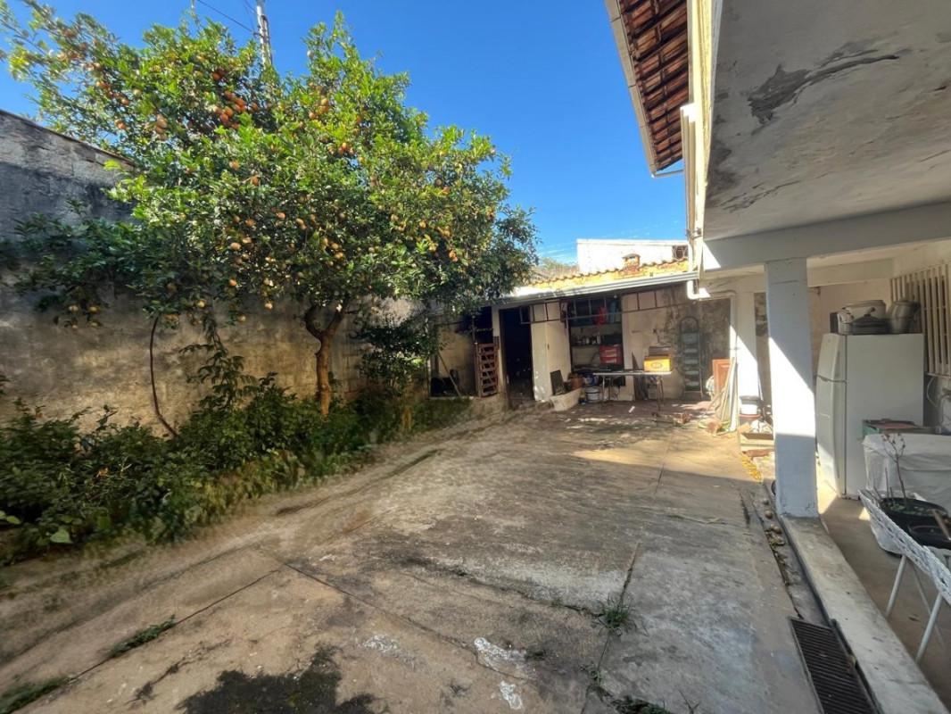 Casa, Alípio de Melo, 3 Quartos, 4 Vagas, 1 Suíte