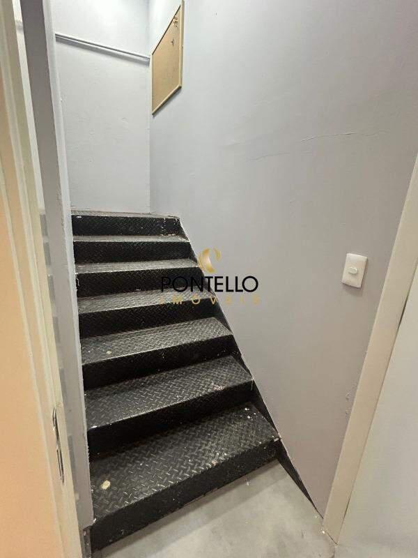 Andar, Savassi, 0 Quarto, 0 Vaga