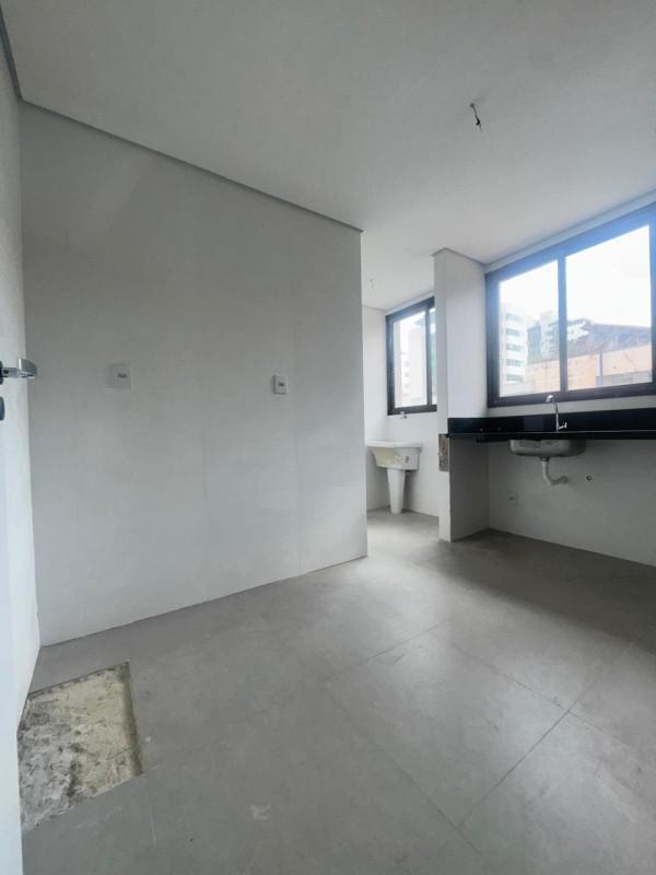 Apartamento, Sagrada Família, 3 Quartos, 2 Vagas, 1 Suíte
