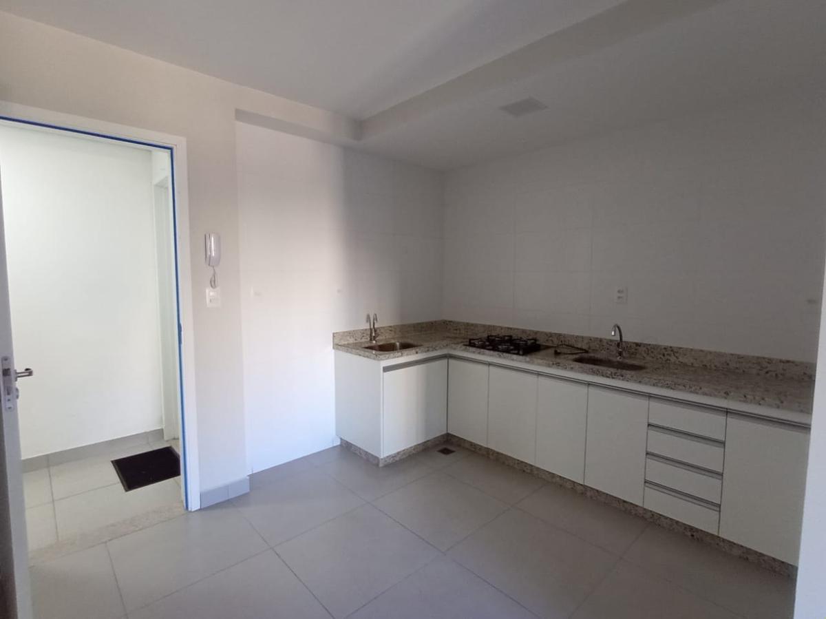 Apartamento, Floresta, 1 Quarto, 0 Vaga