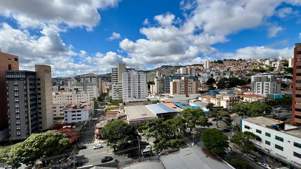 Cobertura, Santa Efigênia, 2 Quartos, 2 Vagas, 1 Suíte