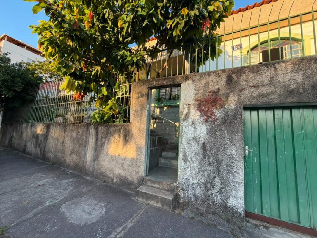 Lote, Itapoã, 4 Quartos, 3 Vagas, 1 Suíte