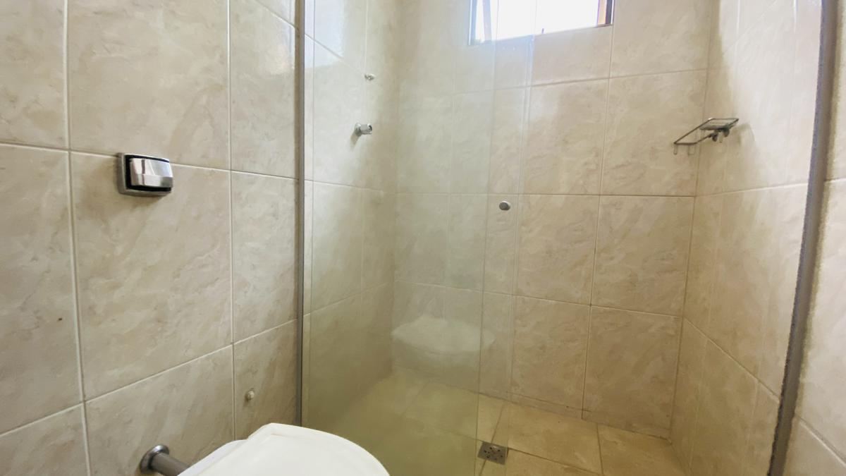 Casa, Castelo, 4 Quartos, 2 Vagas, 2 Suítes