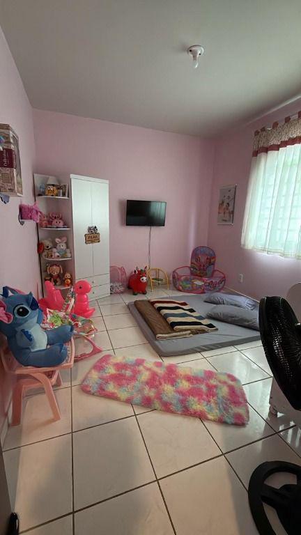 Casa, Vitória, 2 Quartos, 5 Vagas