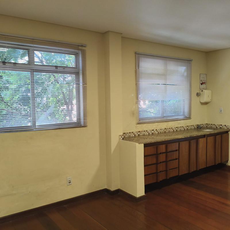 Sala, Nova Suíssa, 0 Quarto, 0 Vaga