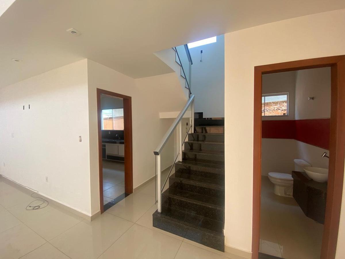 Casa, Trevo, 4 Quartos, 4 Vagas, 3 Suítes