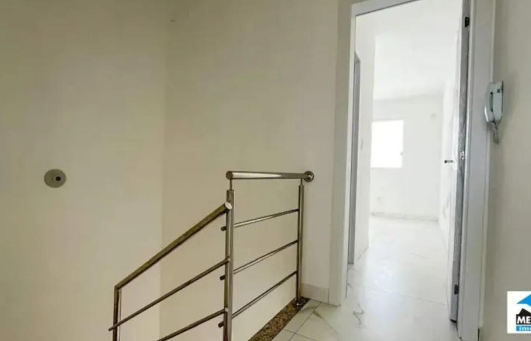 Casa, Santa Branca, 2 Quartos, 2 Vagas, 2 Suítes