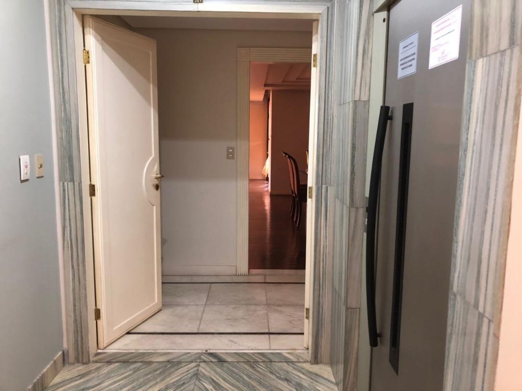 Apartamento, Funcionários, 4 Quartos, 3 Vagas, 2 Suítes