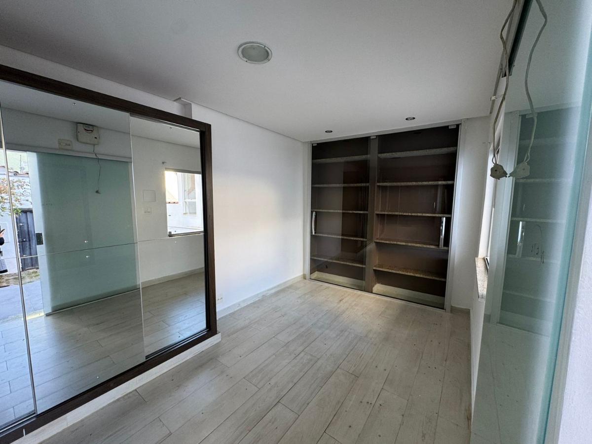 Casa Comercial, Colégio Batista, 0 Quarto, 1 Vaga